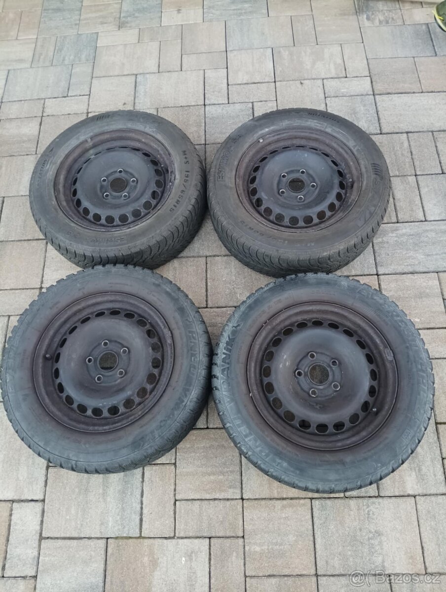 Zimní sada Škoda Octavia 195/65 R15