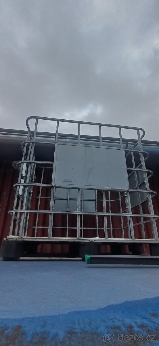 Klec od IBC