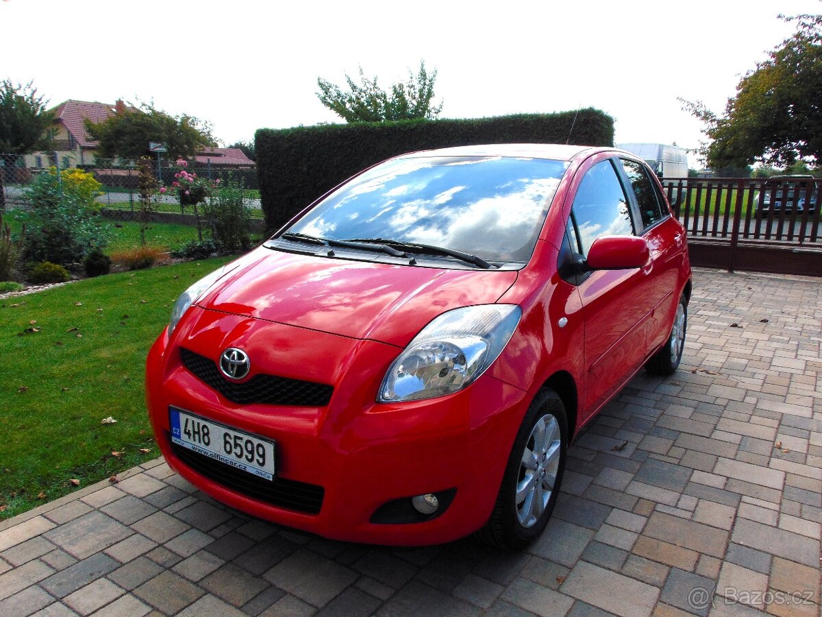 TOYOTA YARIS 1.0 BA,PŮVOD ČR,1.MAJ,KLIMA