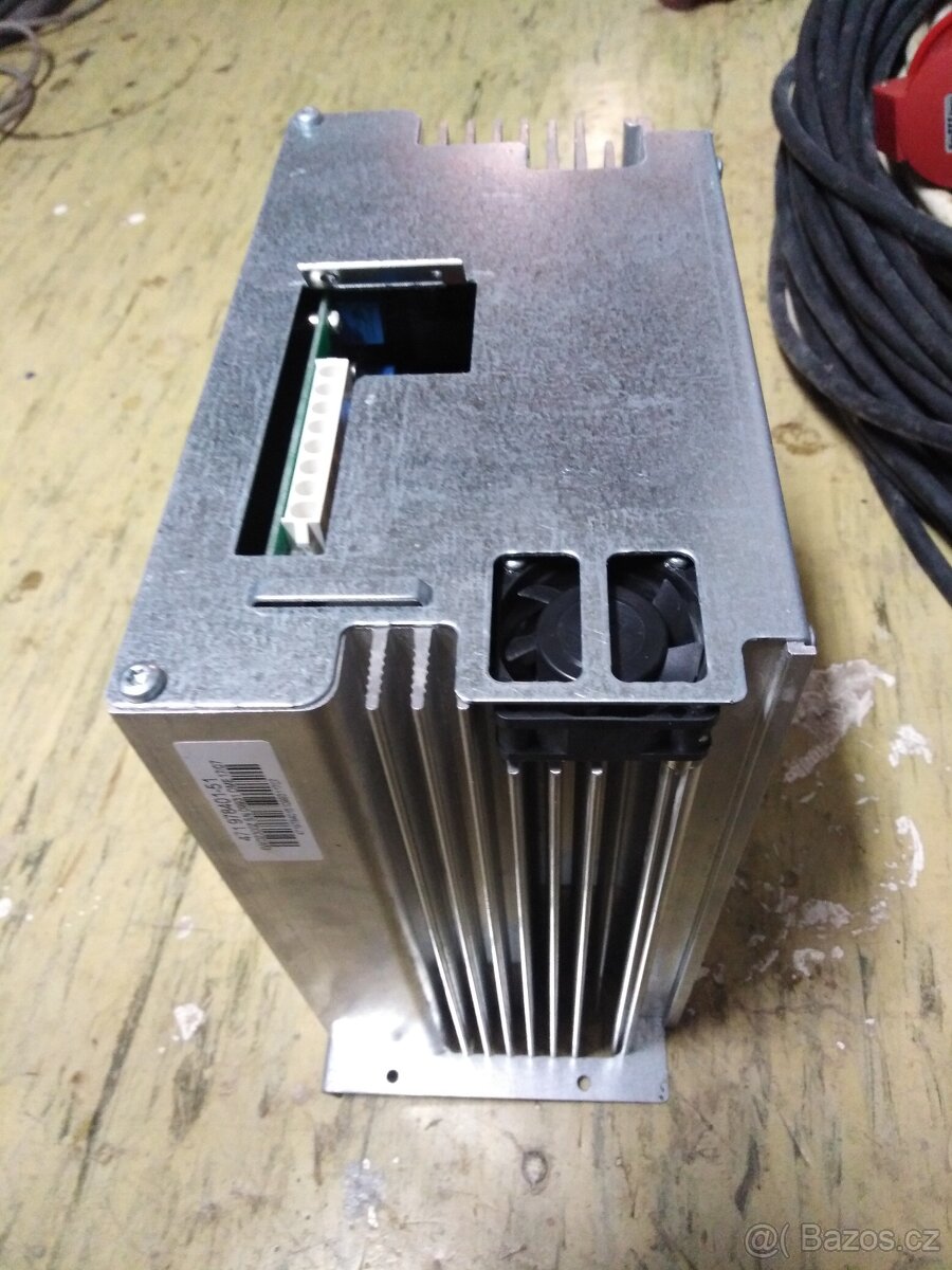 Prodám výkonný spínaný zdroj.