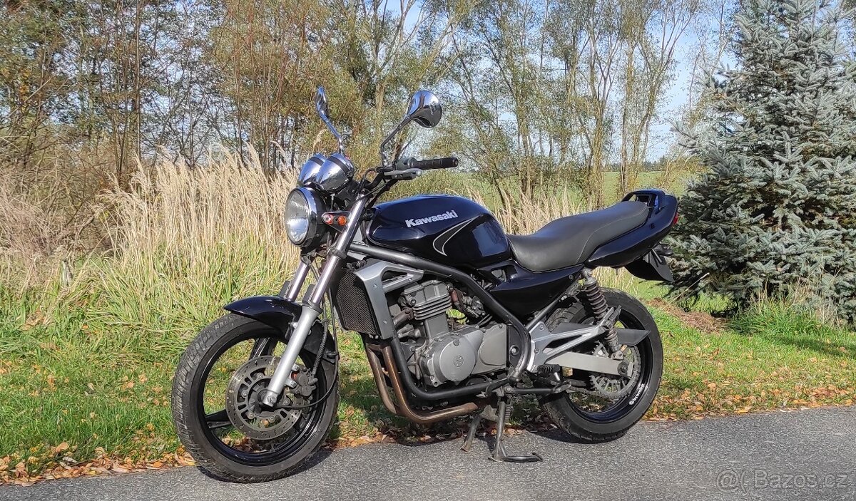 Kawasaki ER-5 r.v. 2005 zapsaný výkon 25kW