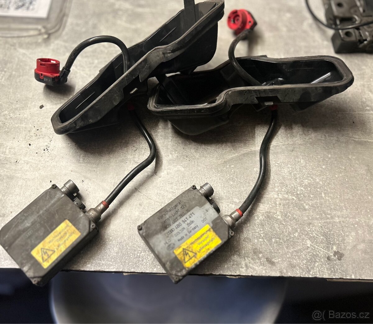 Jednotka Xenonu  4B0941471 tel 731328873