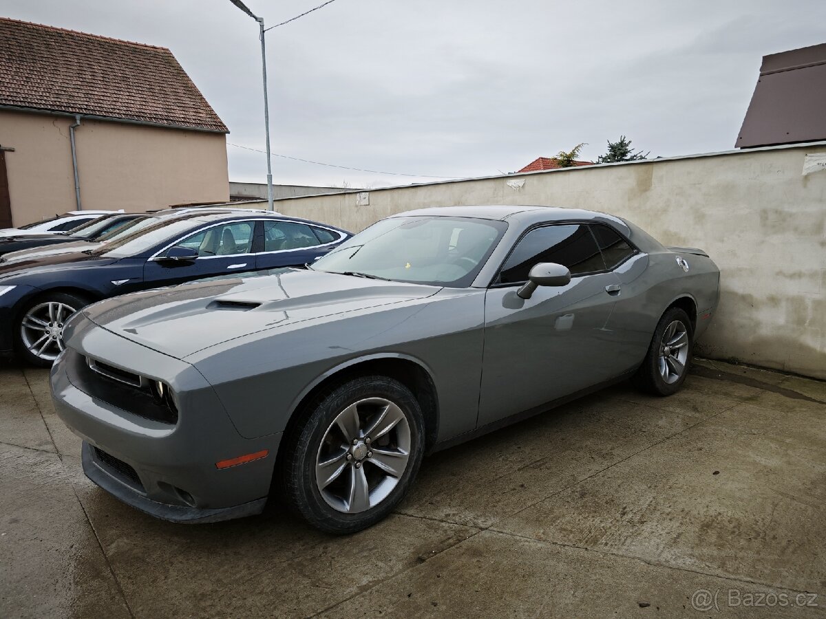 Dodge Challenger