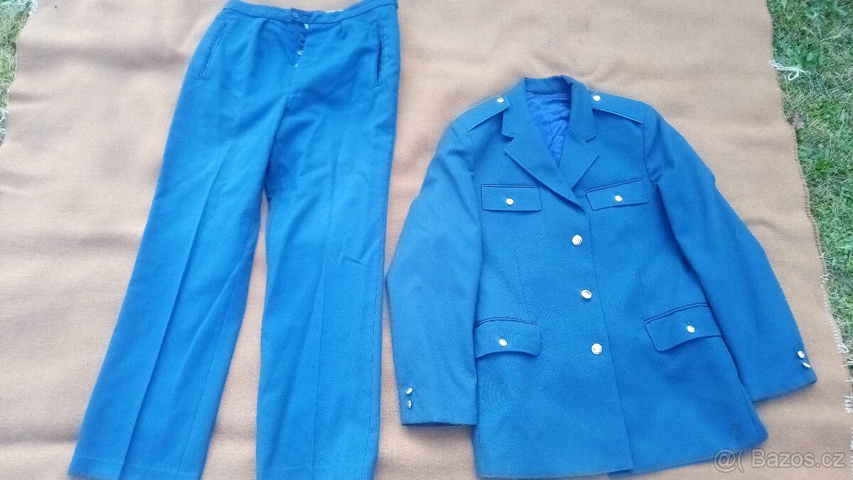 Uniforma-tmavě modrá