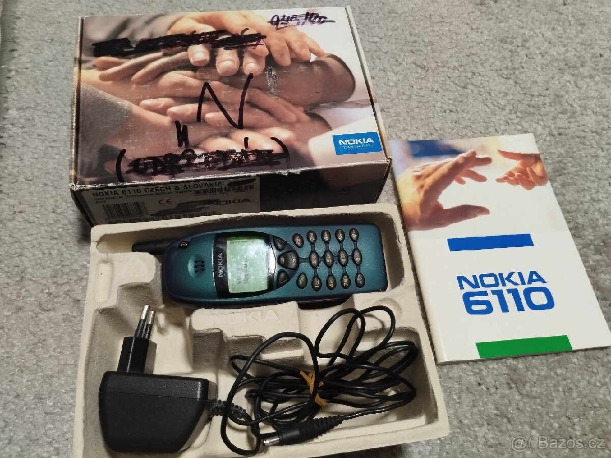 Nokia 6110 retro mobilní telefon + nová baterie