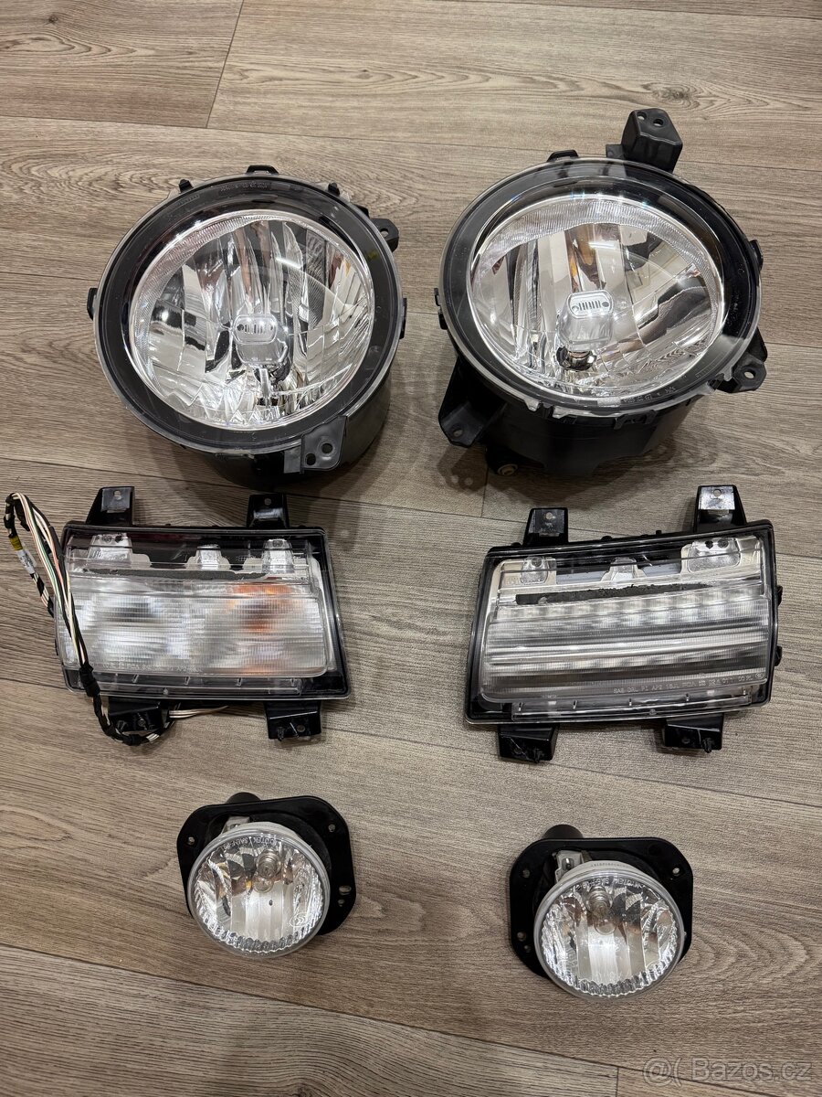 světla na Jeep Wrangler JL