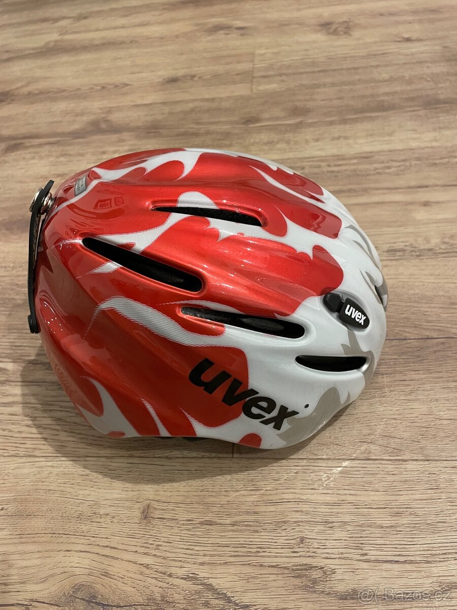 Lyžařská helma Uvex, vel. S