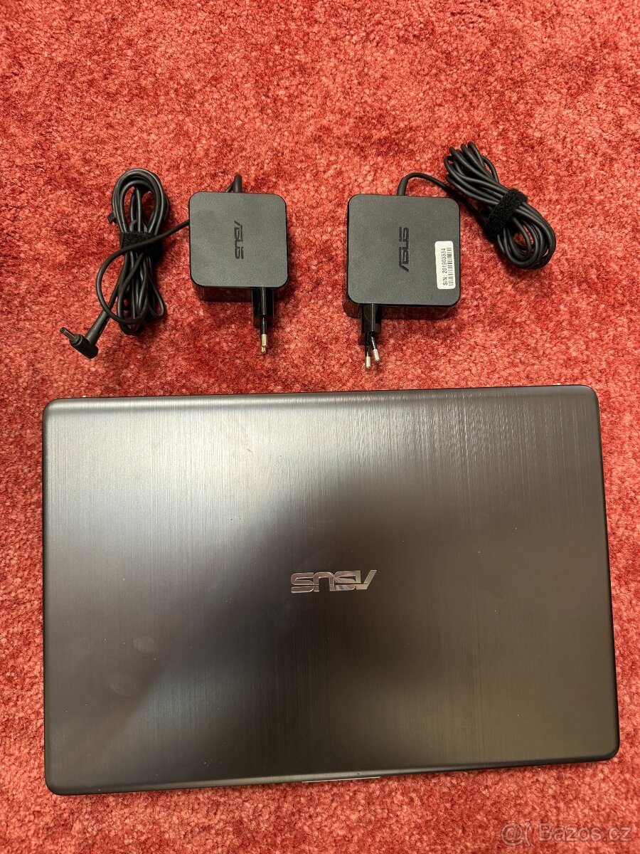 Notebook ASUS VivoBook S15 S530FN-BQ028T Gun Metal