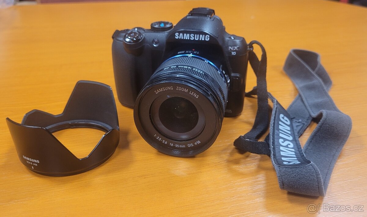 Samsung NX10