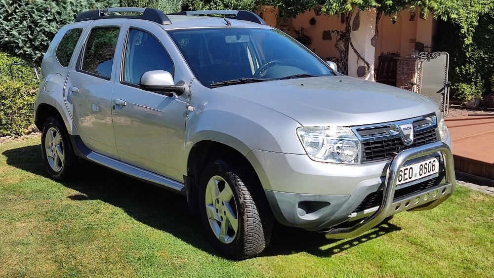 DACIA DUSTER 1.5 DCi 63kW 4x2 KLIMA celor pneu tažné