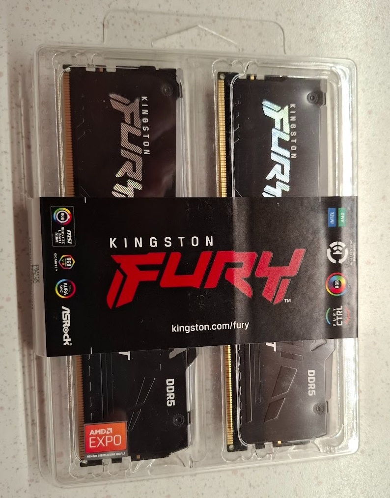 Kingston Fury beast RGB 32GB (2x16GB) DDR5 5200 CL36, AMD E