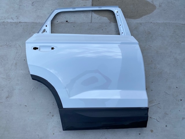 SEAT ATECA 9/2016- DVERE PRAVÉ ZADNÍ
