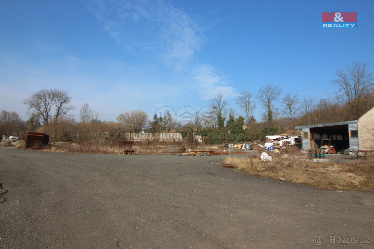 Pronájem provozní plochy, 8100 m², Zákolany