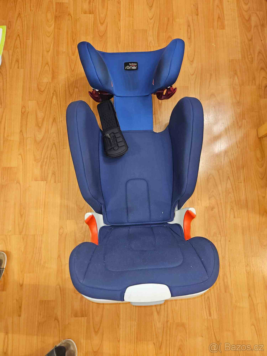 Autosedačka Römer Kidfix (15-36 kg)