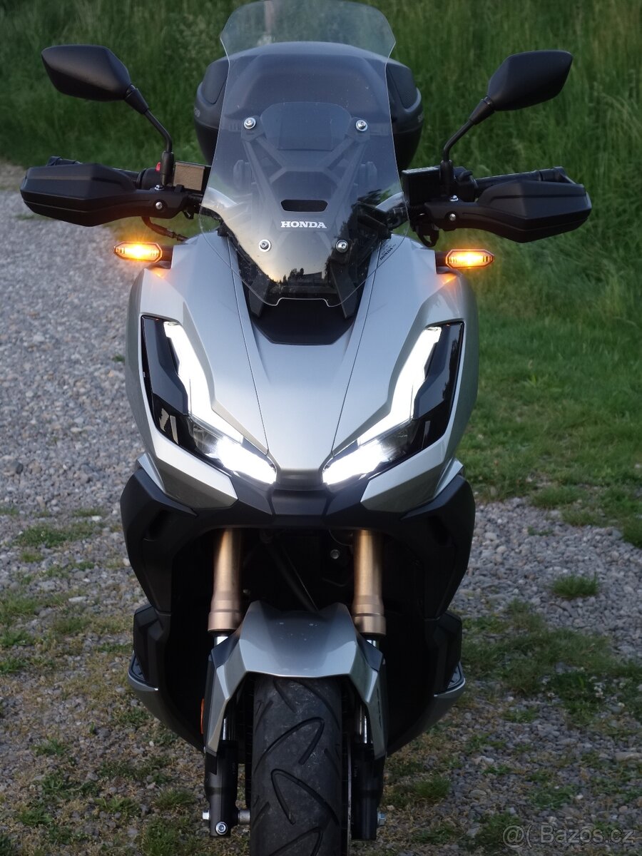 Honda ADV 350