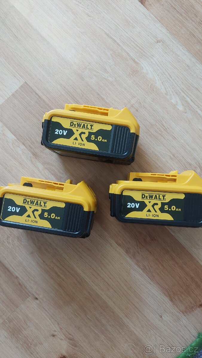 Dewalt baterky 5Ah