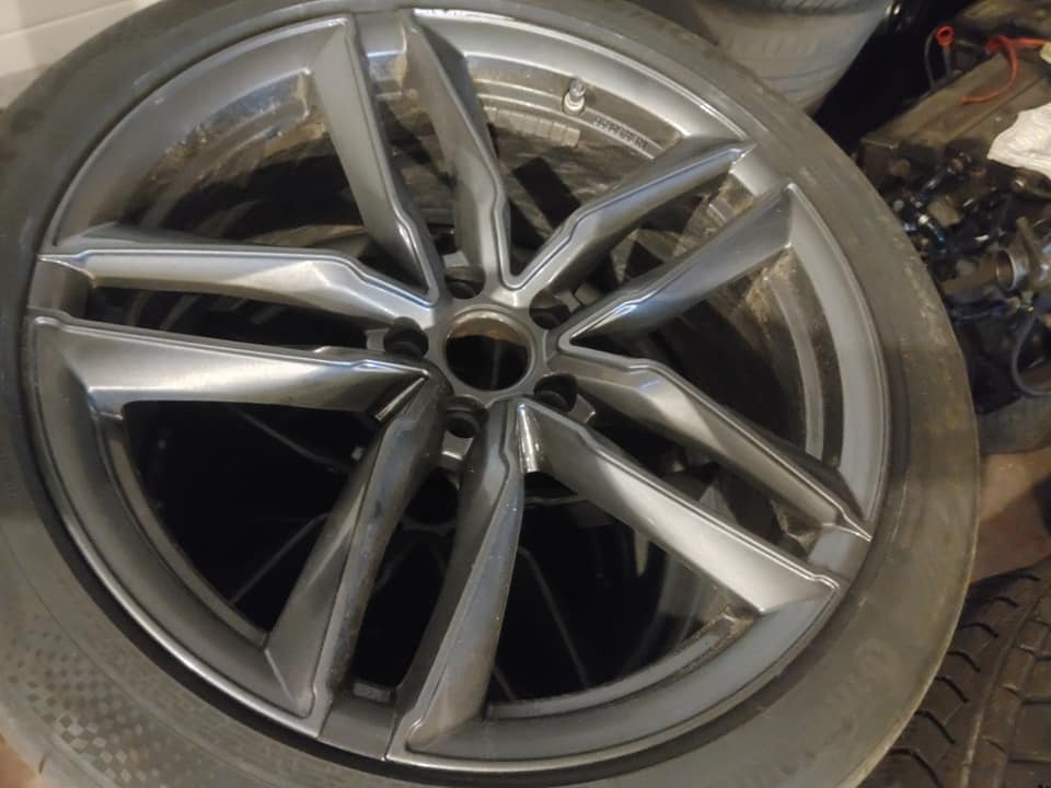 Alu kola 5x112 R20