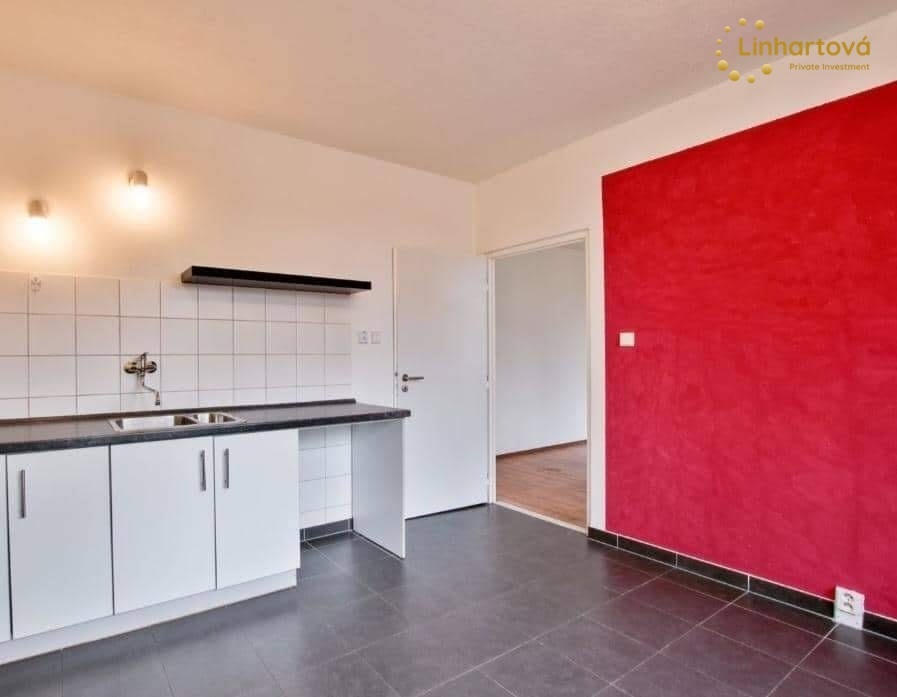 Pronájem bytu 1+1 38 m² Dlouhá, Aš