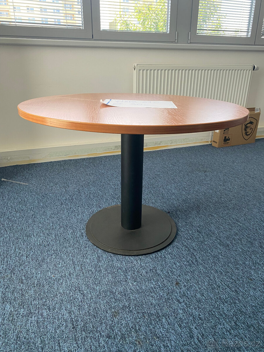 Kulatý stůl půměr 90 cm