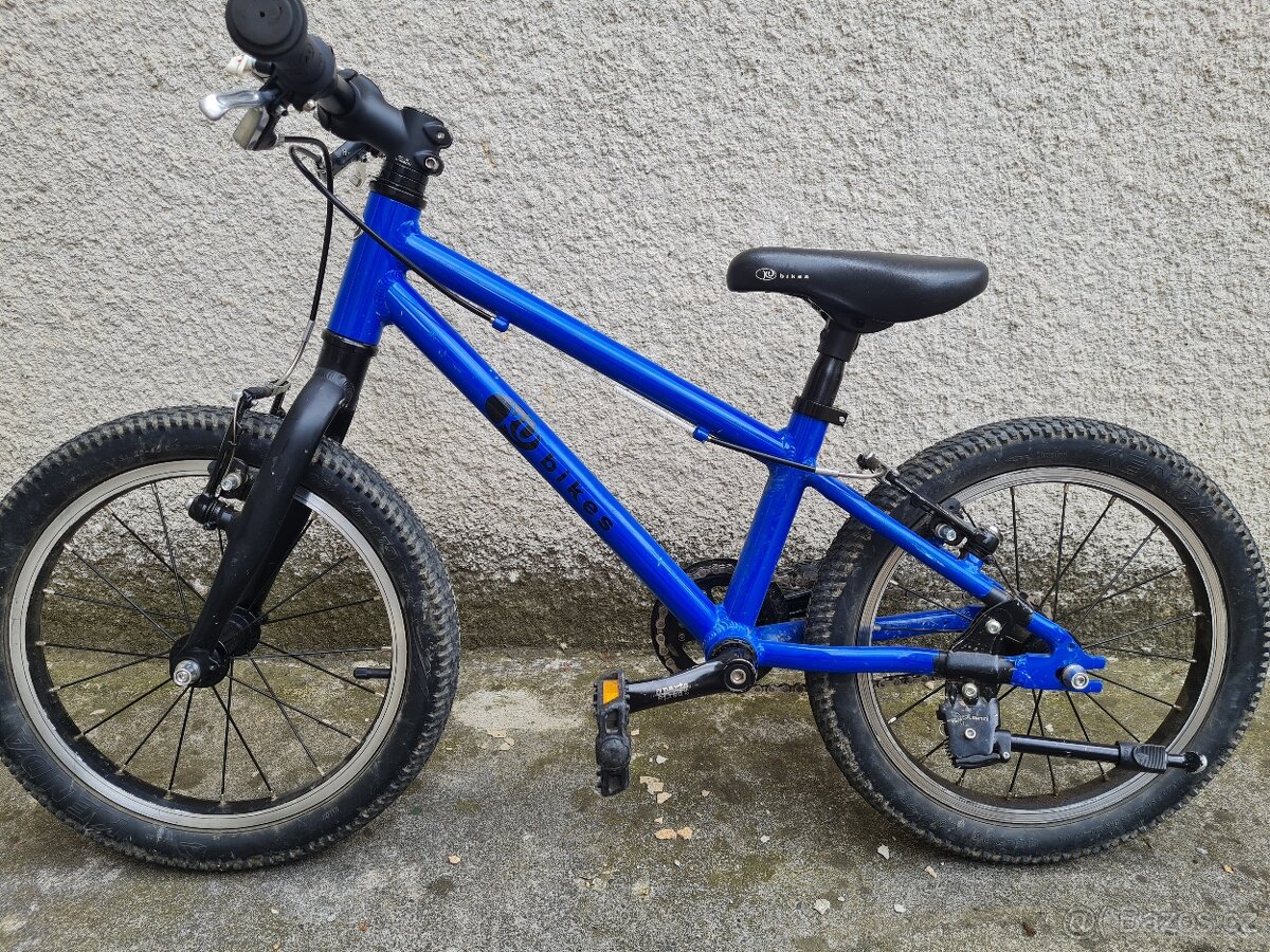 Dětské kolo KUbikes 16 + stojanek