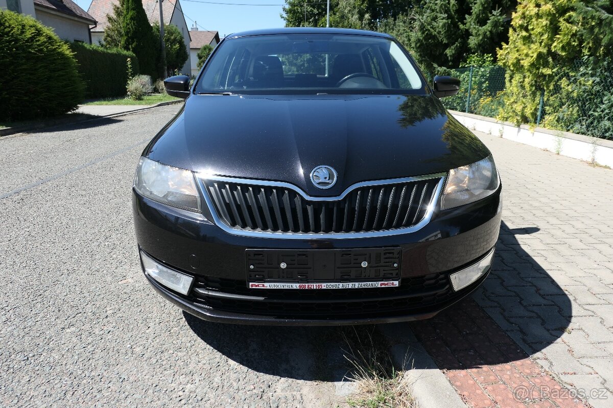 ŠKODA RAPID SPACEBACK 1,4 TSI DSG,2015,ZARUKA KM.