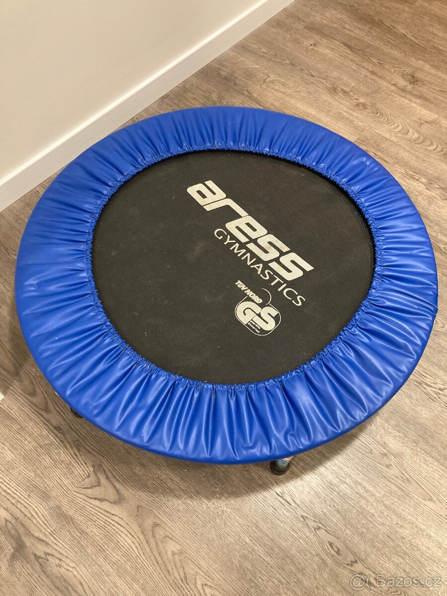 Dětská trampolína