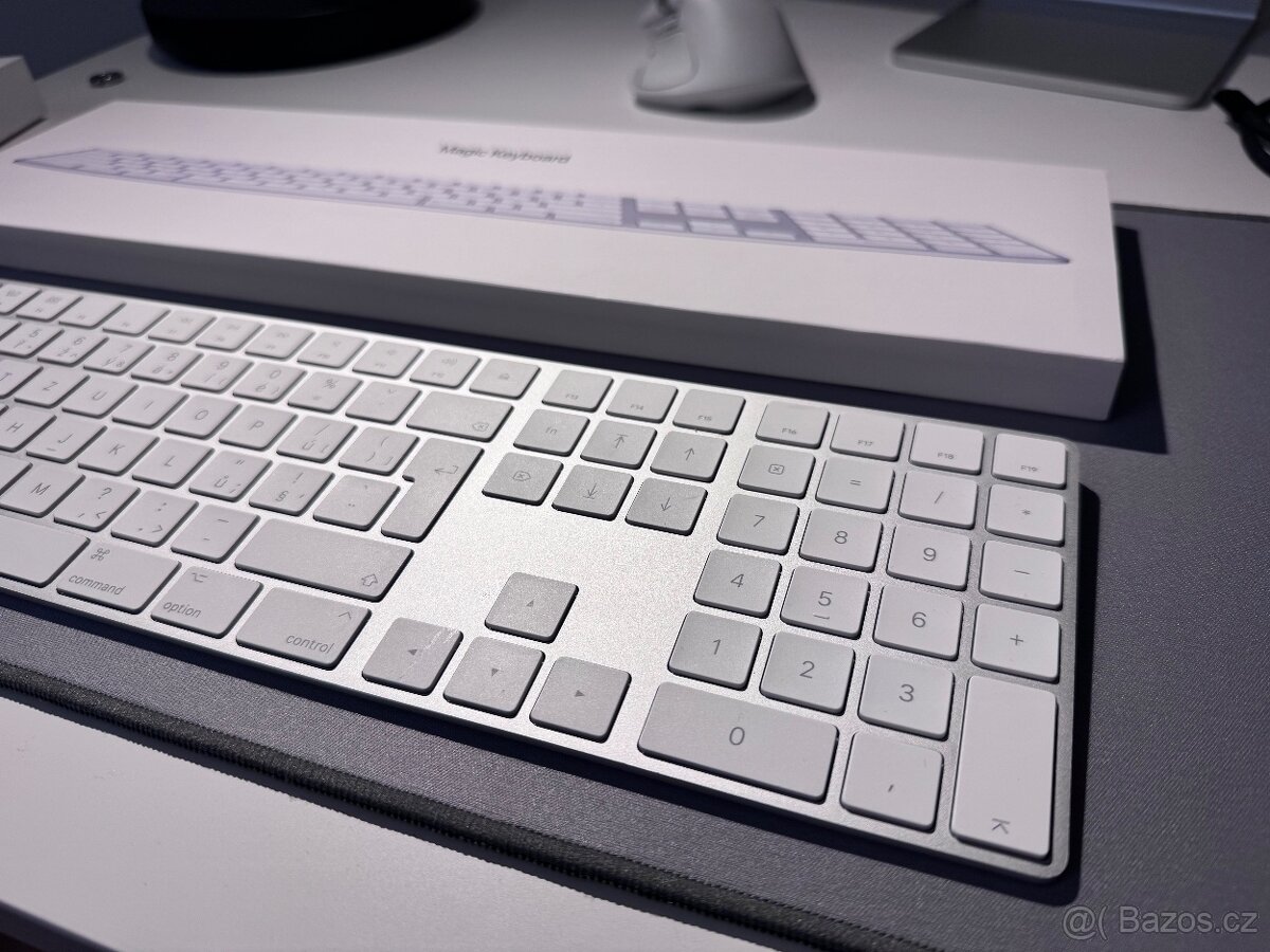 Prodám klávesnici Magic Keyboard