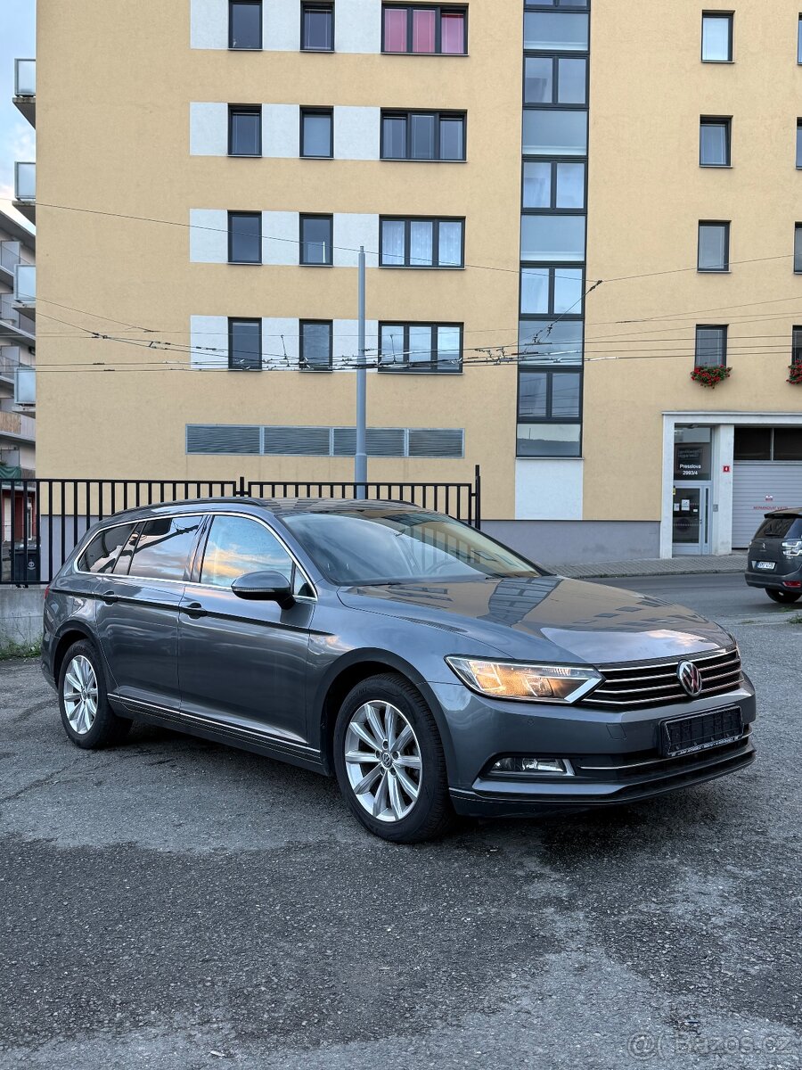 Volkswagen Passat, 2.0TDI 110 KW Manuál 6q Ojeté, 12/2015, K