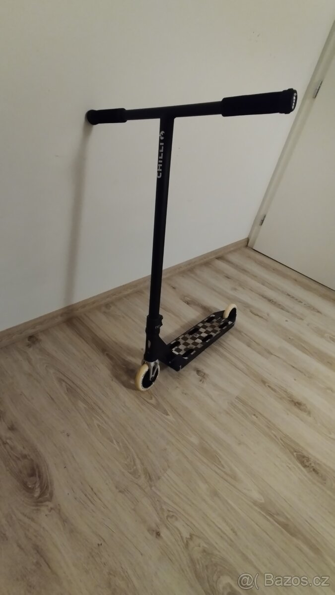 Prodám Custom freestyle koloběžku