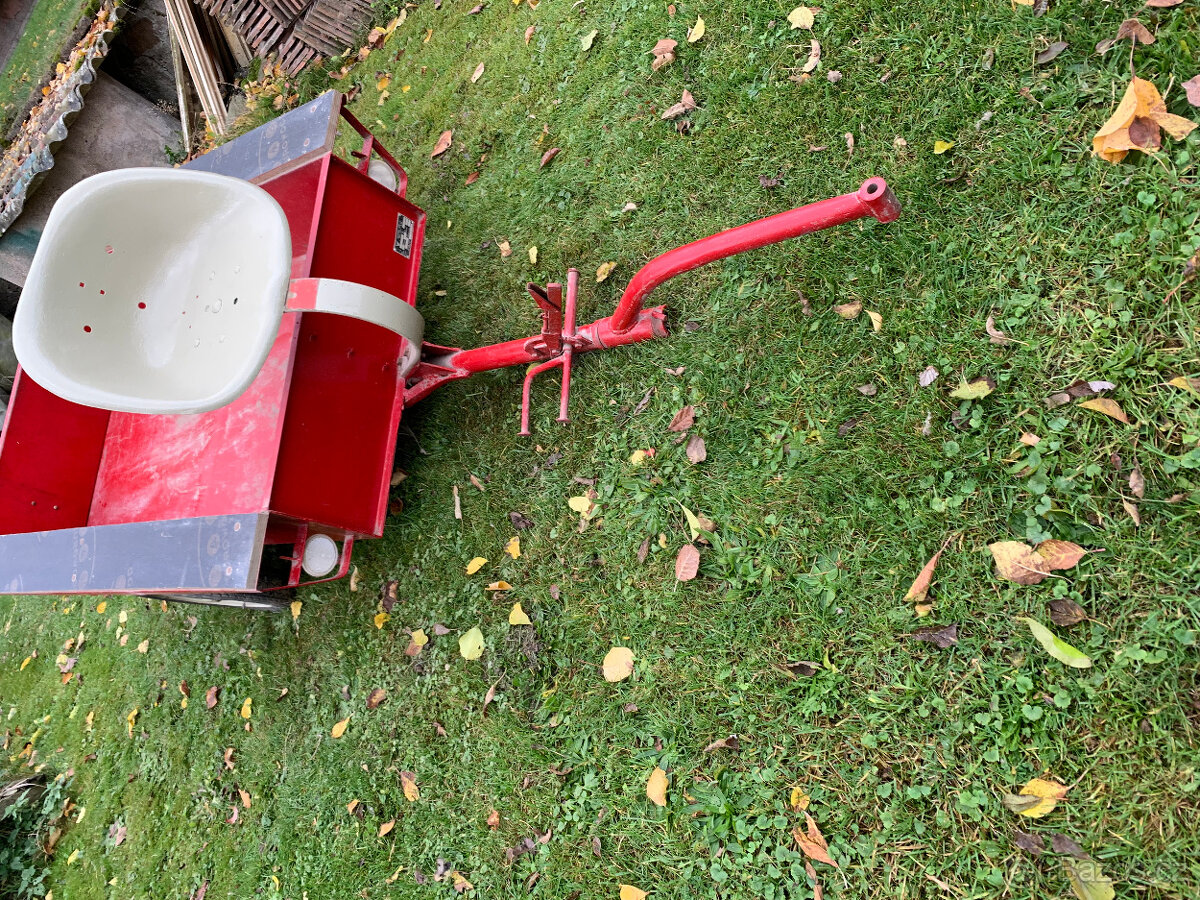 Vozík za TERrA VARI, MF 70 a jiné