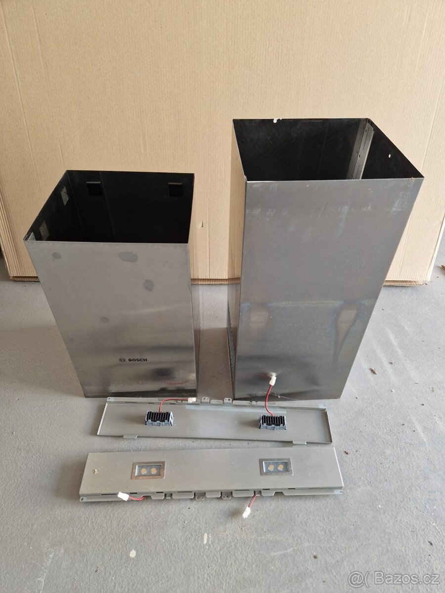 Komínová vestavěná digestoř Bosch