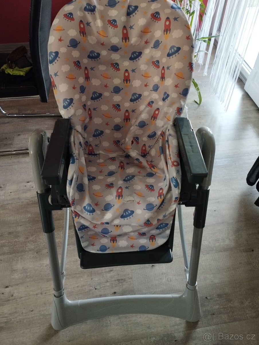 Jídelní židlička