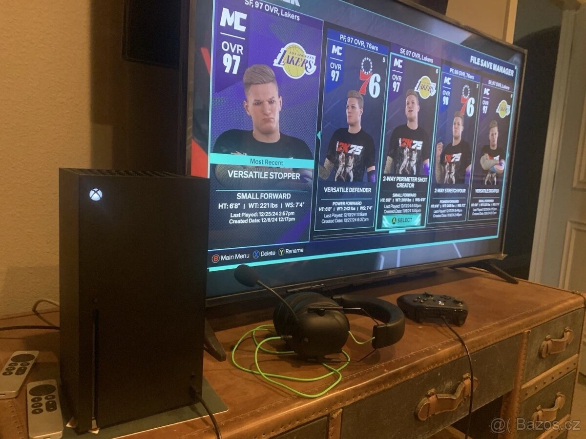 Xbox Series X černá 1TB + 1HRA