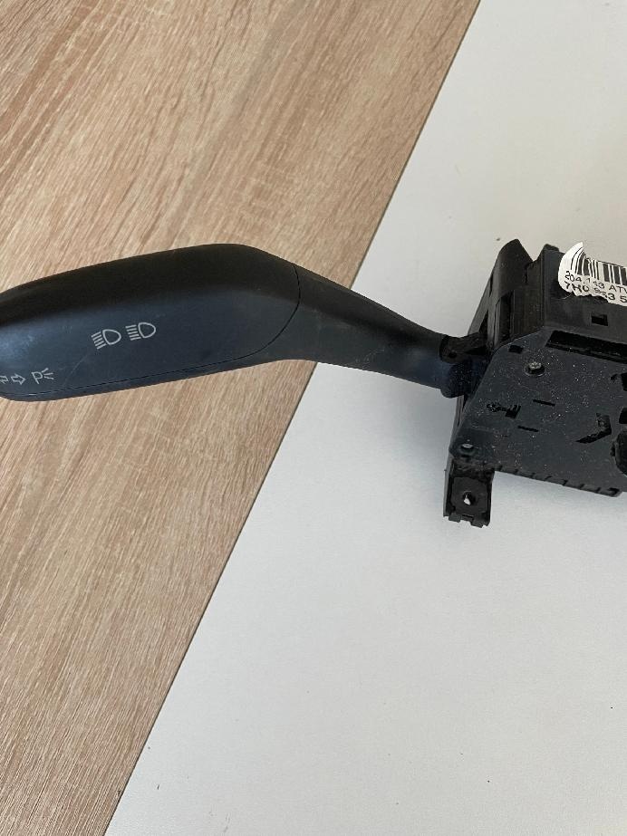 Roomster , Fabia II přepínací páčky