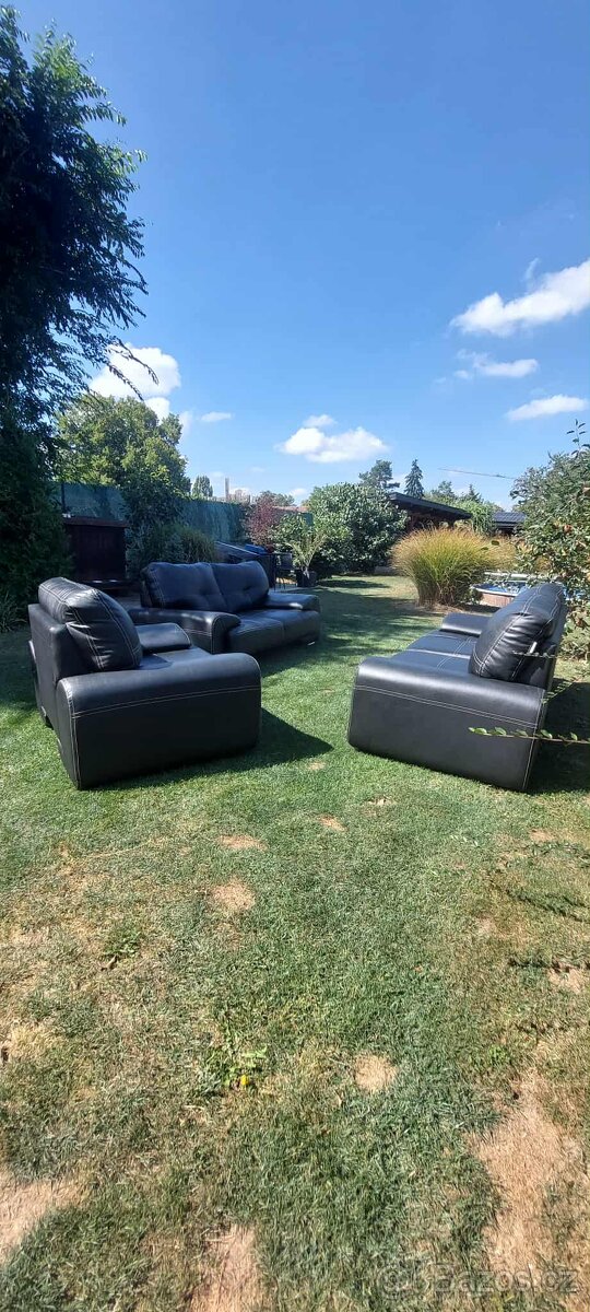 Sedací souprava- eko kůže