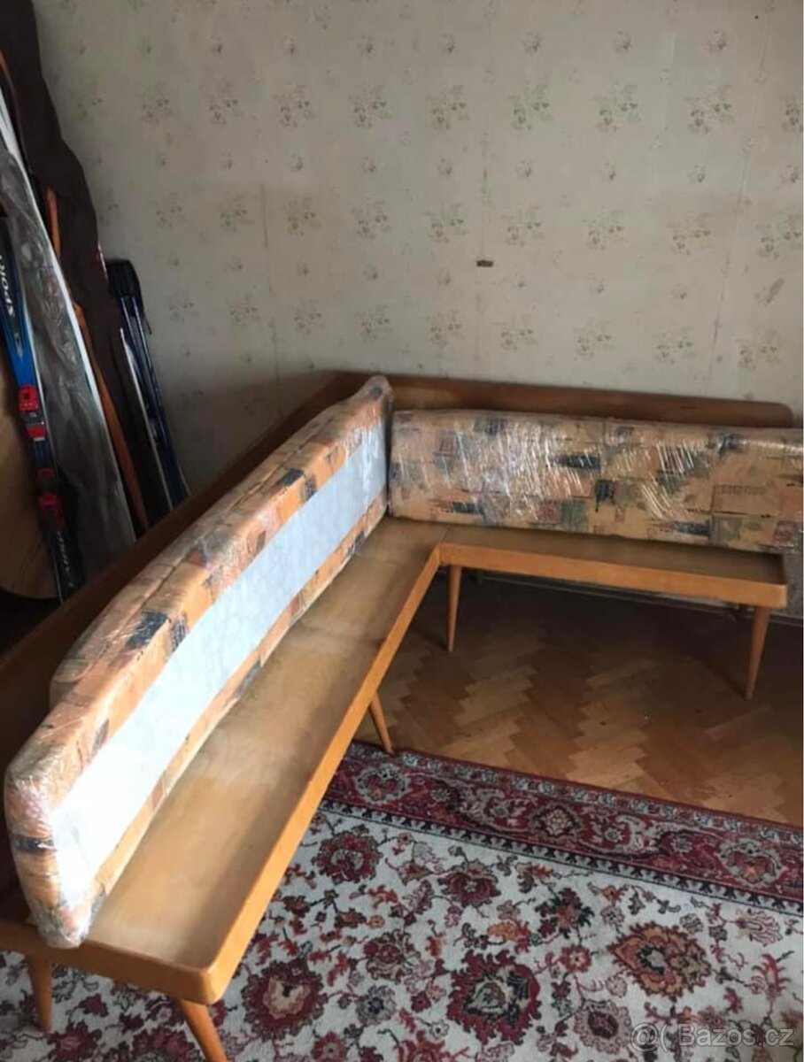 Rohová retro sedačka