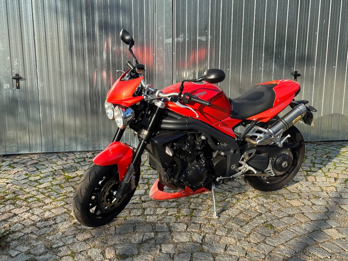 Triumph Speed Triple 1050