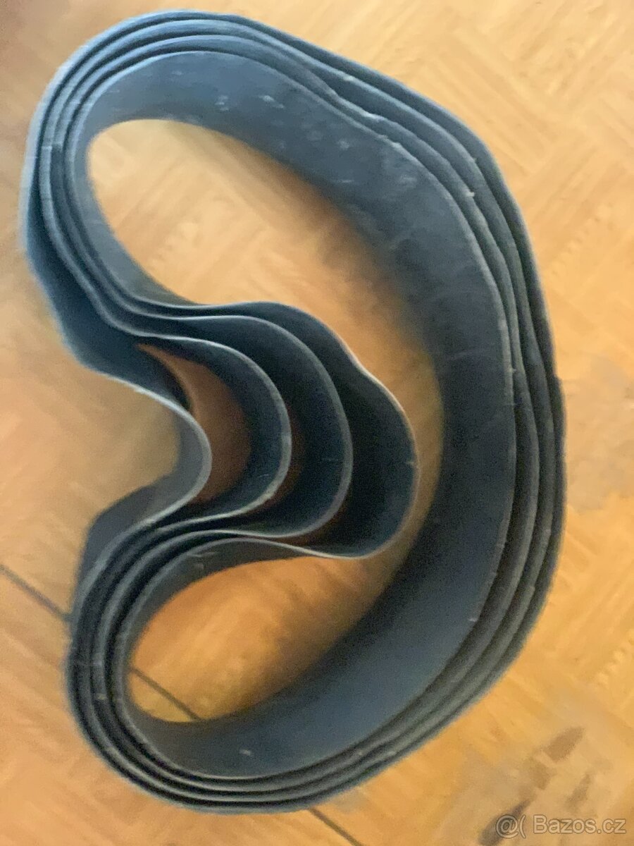 Prodám gumenné límce, rozměr 7,50 - 20" (4 ks).