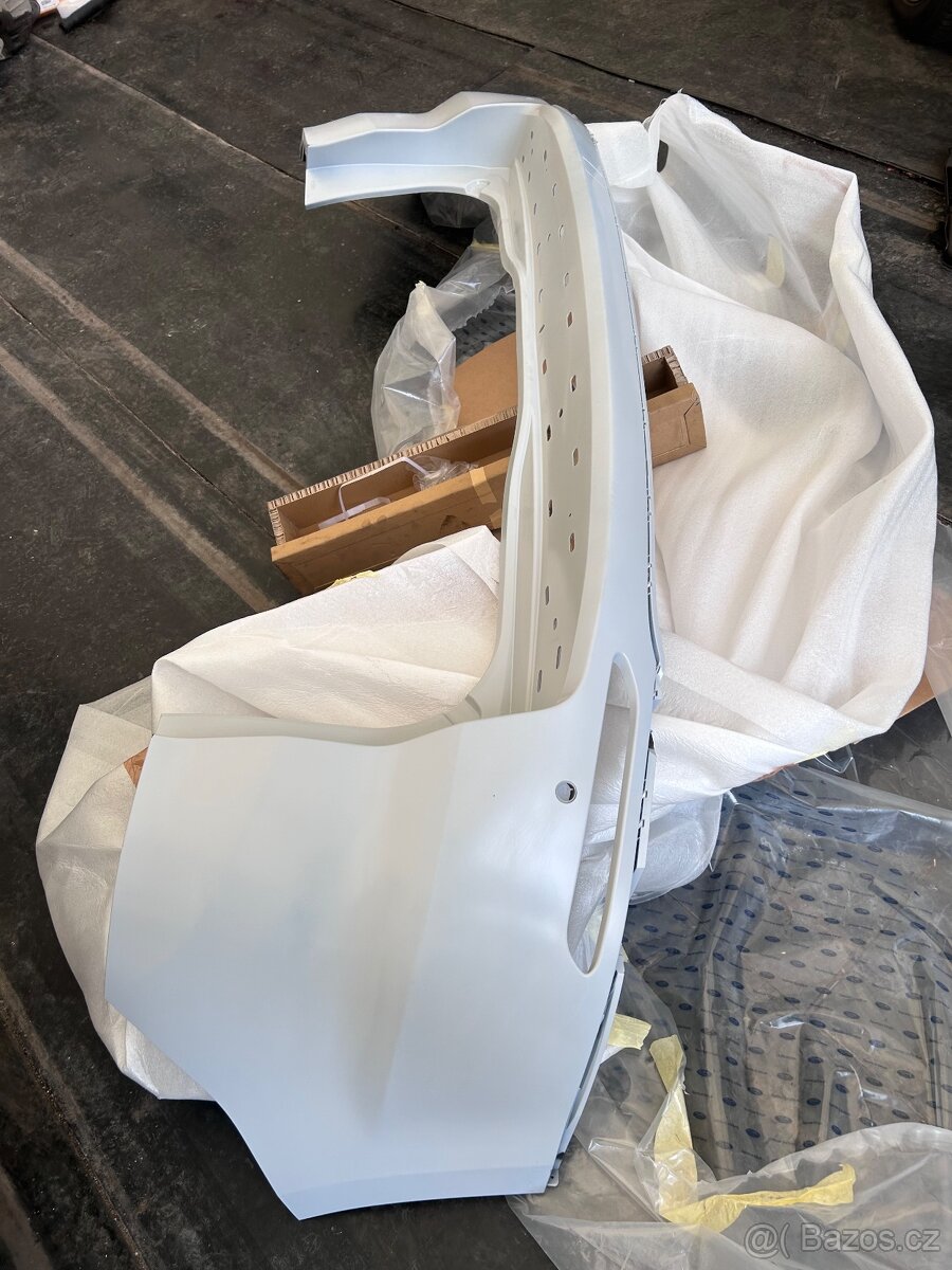 Ford s max zadní nárazník originál nový