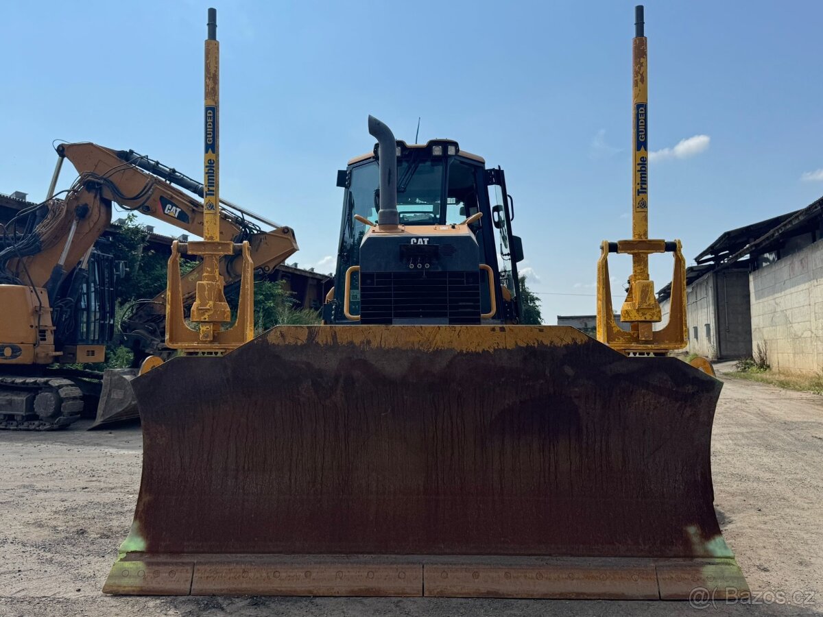 Brit novy DOZER CAT D6KN