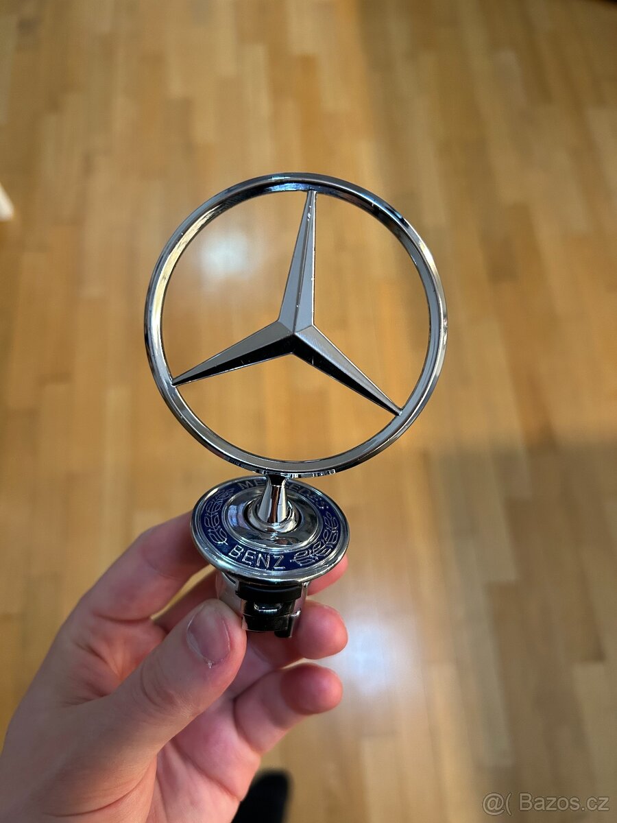 Mercedes ZNAK novy - kovový