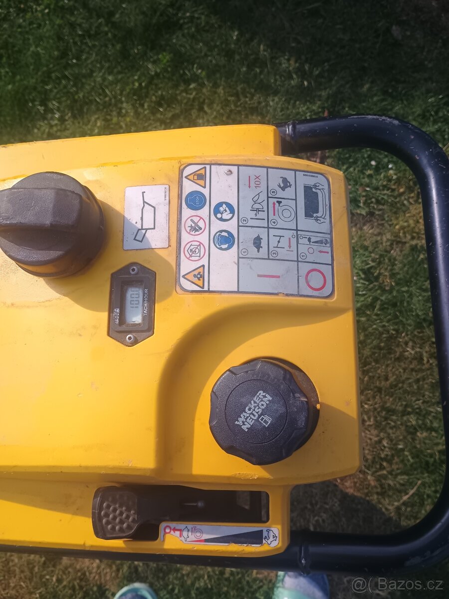 Vibrační Pěch Wacker neuson