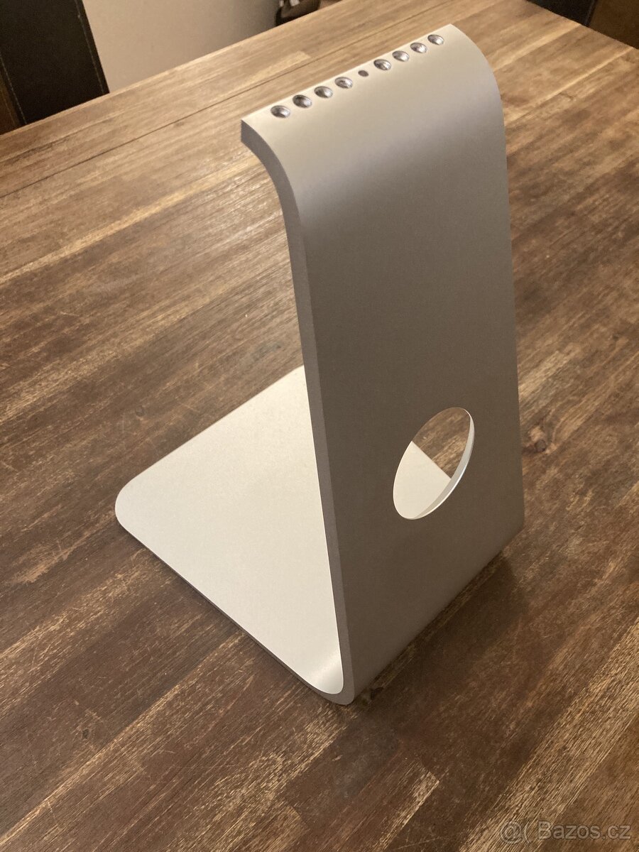 Prodám stojan pro MAC A1312