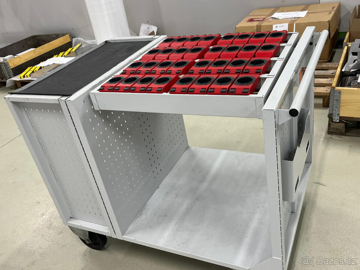 CNC vozík na držáky SK40