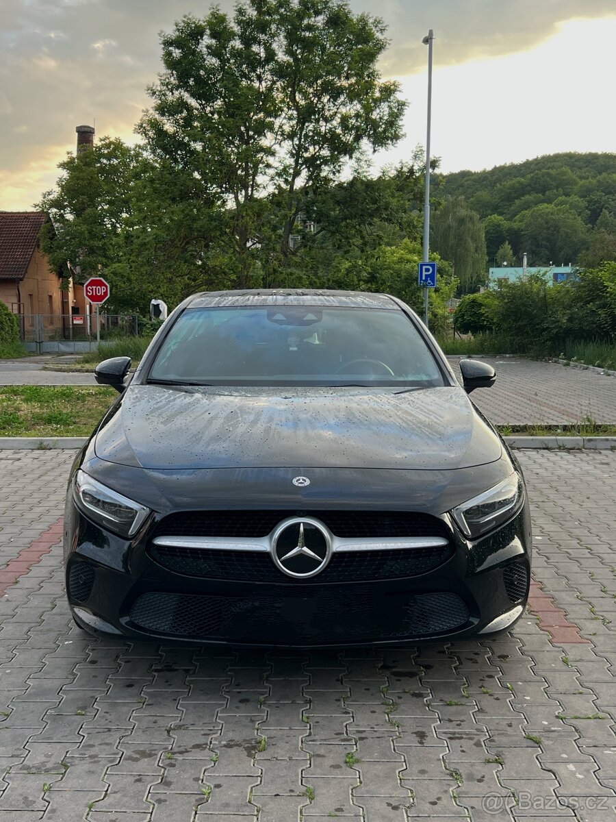 Pronájem Mercedes Benz A