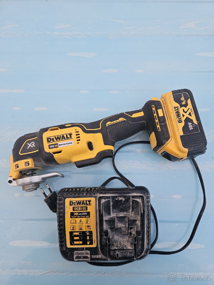 DCS355NT DeWALT Aku bezuhlíková osčilační multibruska