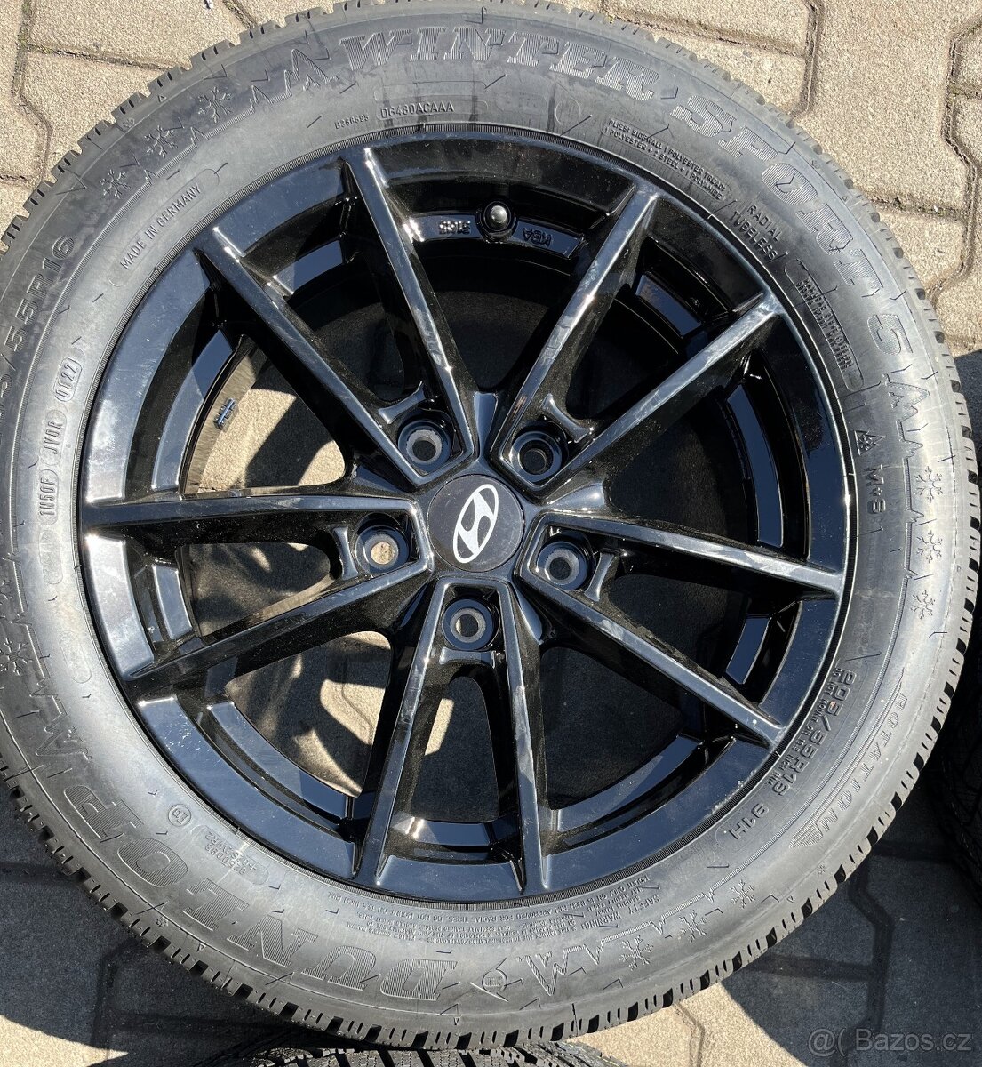 HYUNDAI i30 ix20 6,5Jx16 5x114,3 ET50 pneu 205/55/17