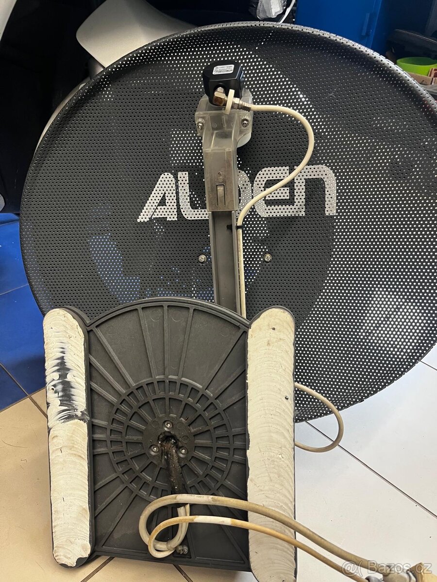 ALDEN automatický satelit na obytné auto