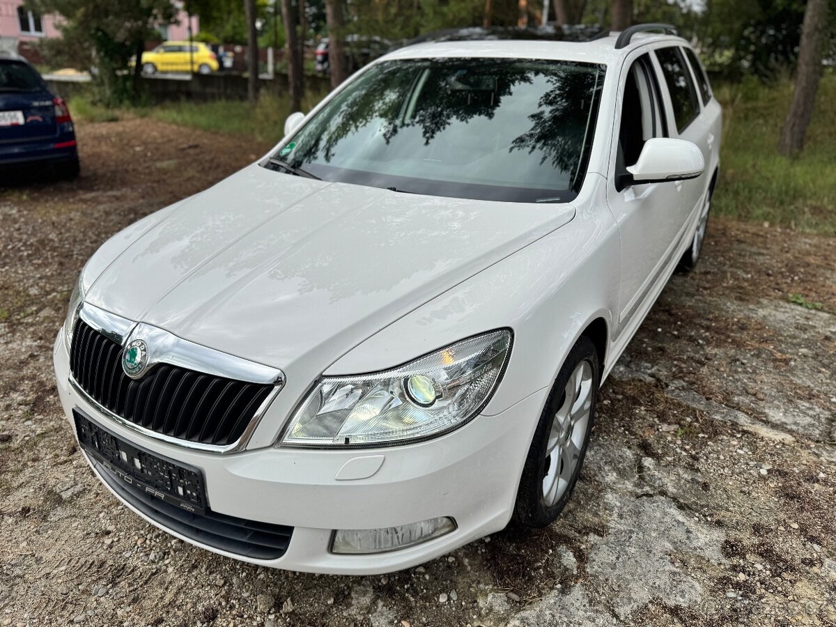 ŠKODA OCTAVIA 2 COMBI 1.4 TSI 90kW ELEGANCE