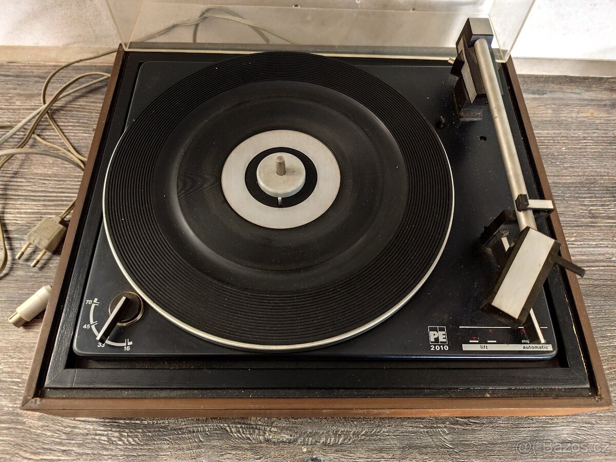 Gramofon Perpetuum Ebner PE 2010